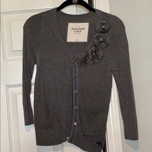 Abercrombie & Fitch button up sweater